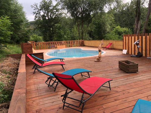 Camping Du Pont De St Gal, Rezervovat Kemp Burgundsko hotely s bazénem, Bazén