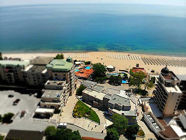 IZVORA APART-HOTEL Beach Front Suites, Rezervovat  Golden Sands 