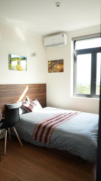 XƠ ĐĂNG homestay, Rezervovat  Hotely v Kon Tum s parkováním, Parkování