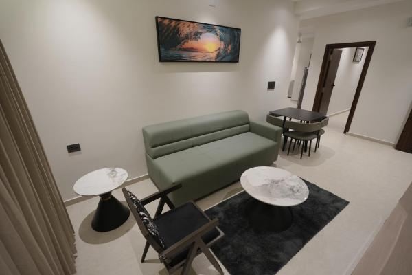 White Pearl Suites Mangalore 03, Rezervovat  Hotely v Bangalore s parkováním, Parkování