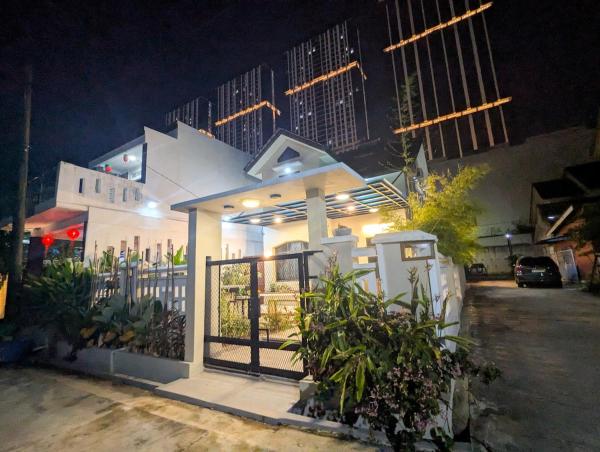 S&D D-245 Luxury & Cozy Villa 6-8 pax at Citra Batam Center, Rezervovat  Batam Center Batam