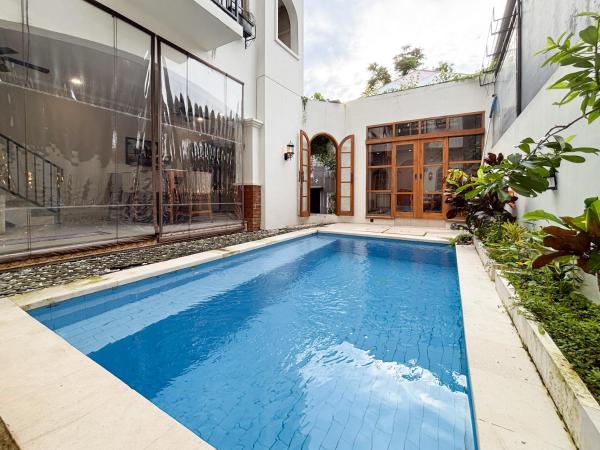 The Lavana Villa Bungas near Nusa Dua, Rezervovat  Bali hotely s bazénem, Bazén