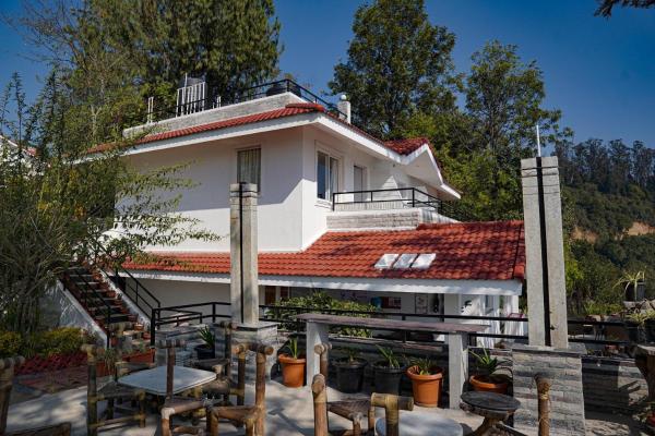 Peach County Villa By Let\s inn, Rezervovat  Hotely v Coonoor s bazénem, Bazén