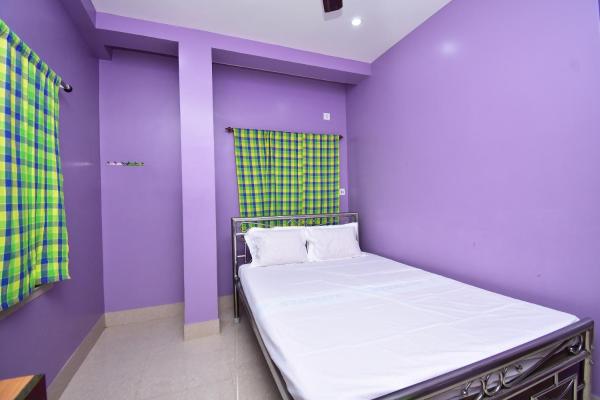 SPOT ON BARSHA GEUST HOUSE, Rezervovat  Shānti Niketan West Bengal