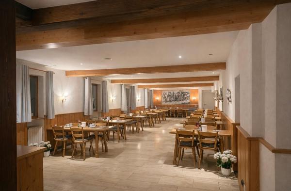 Hotel EDAR zum Markt, Rezervovat  Buechlberg 