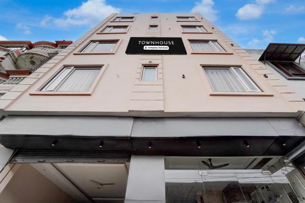 Super Townhouse Ram Talai Crossway Formerly Midway, Rezervovat  Amritsar Punjab