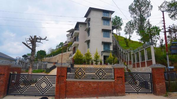 Country Inn, Rezervovat  Pithoragarh hotely s parkováním, Parkování
