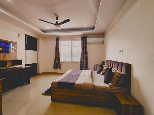 Hotel Teerth Inn Rishikesh, Rezervovat  Hotely v Uttarakhand s parkováním, Parkování