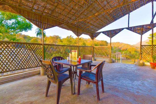 Hotel Happy Forest Inn, Rezervovat  Mount Abu Rajasthan
