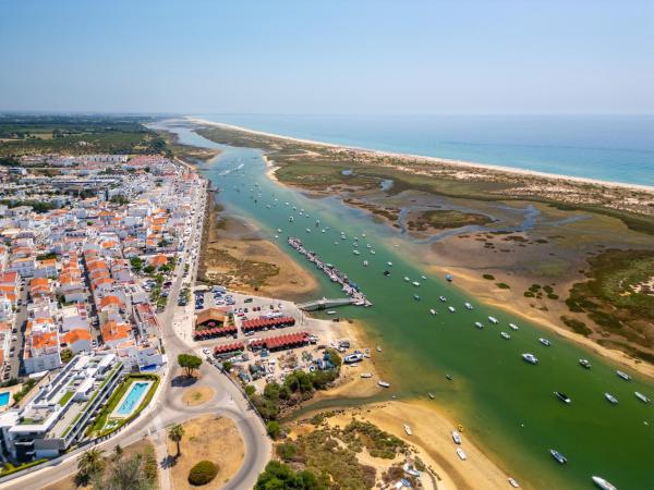 Cabanas Beach T2, Rezervovat  Hotely v Algarve s parkováním, Parkování