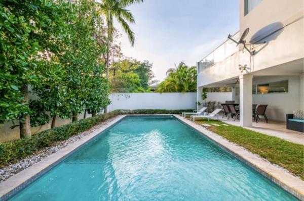 Villa Zenora, Rezervovat  Miami Beach Miami Beach