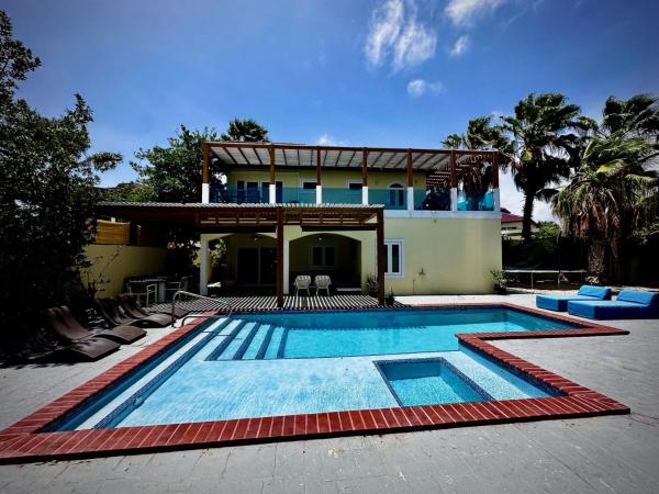 Merlot Villas Aruba private from Palm Beach, Rezervovat  Palm-Eagle Beach Aruba