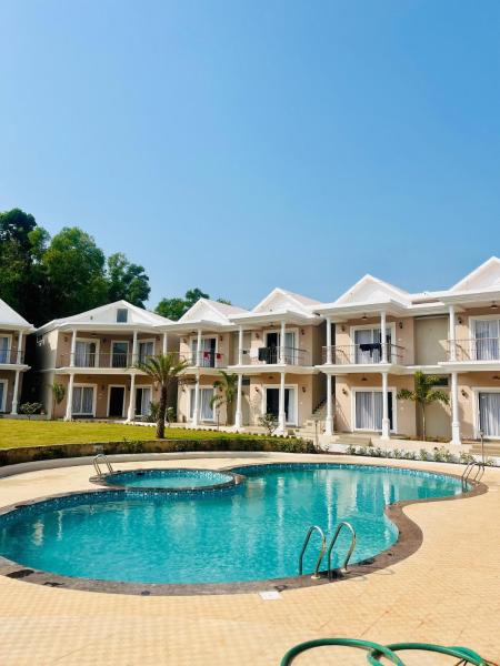 Samrudhii Resort, Rezervovat Lázně / Resort Hotely v Bangalore s bazénem, Bazén