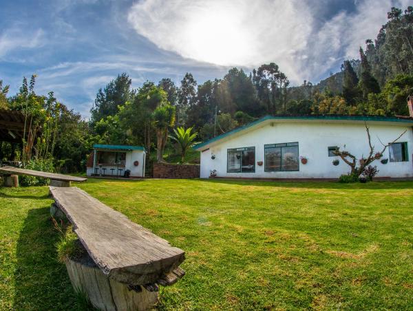 La Juana Posada Campesina, Rezervovat  Tenjo Cundinamarca