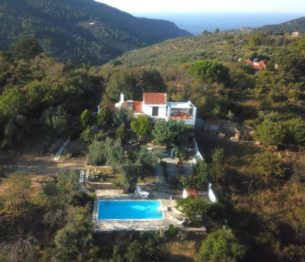 Private Hilltop Villa with Pool & Panoramic Views - Country Villa Kalimera, Rezervovat  Skopelos Town 
