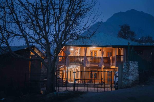 The Mountain Child Stay, Rezervovat  Manāli Himachal Pradesh