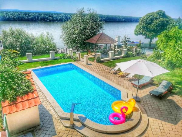 Stunning Danube Villa, Rezervovat  Novi Sad Vojvodina