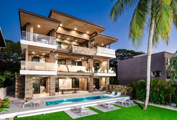 Beachfront Luxury Villa, 2 Pools & Daily Breakfast, Rezervovat  Guanacaste hotely s bazénem, Bazén