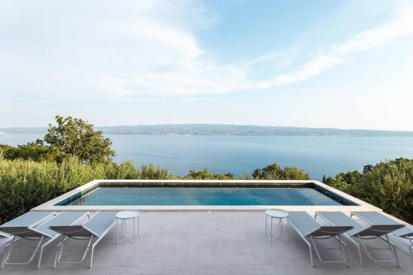 Luxury Villa Ovation heated pool sea view, Rezervovat  Jesenice Split Region