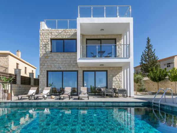 Private Sea-View Villas with Pools, Rezervovat  Peristerona hotely s parkováním, Parkování