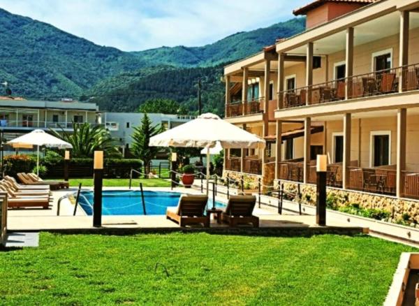 Plakoudis Rooms, Rezervovat  Chalkidiki hotely s bazénem, Bazén