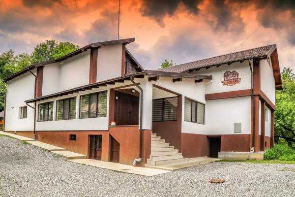 Hățașul Bunicului, Rezervovat  Arefu 