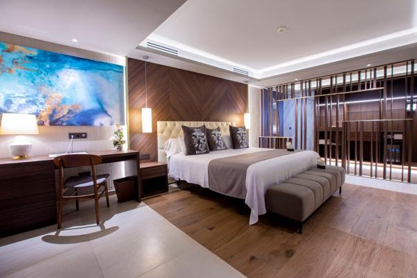 Panafrica Hotel Boutique & Spa, Rezervovat Lázně / Resort Hotely v Bata s bazénem, Bazén