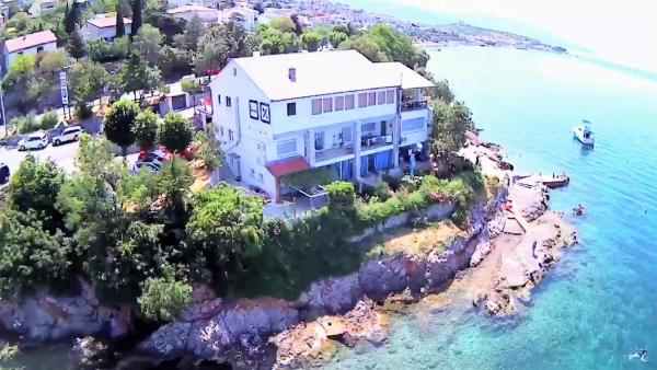 Apartman i sobe Martina, Rezervovat  Kvarner hotely s parkováním, Parkování