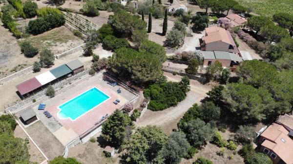 Casa Rosada - Piscina, aria condizionata, terrazze e posti auto, Rezervovat  Marina di Campo Elba