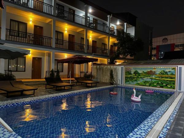 Vangvieng Avenue Hotel, Rezervovat  Vang Vieng 