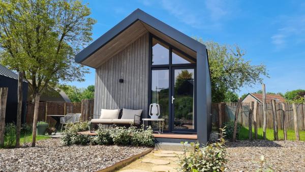 Luxe tinyhouse voor 2 personen met hottub, Rezervovat  Meerssen 