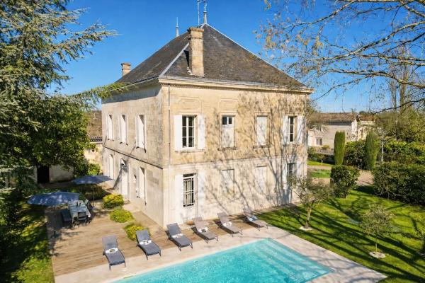 Villa dArmens élégance et charme, près de St-Émilion, Rezervovat  Saint-Hippolyte 
