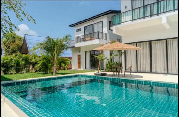 Sharing Pool Villa Sritanu, Rezervovat  Koh Phangan hotely s bazénem, Bazén