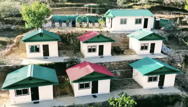 FOREST FUN into the woods Cottages & Campground, Rezervovat Kemp Rāmgarh Uttarakhand