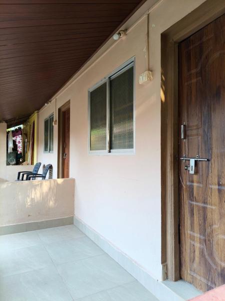 janaki Homestay, Rezervovat  Hotely v Bangalore s parkováním, Parkování
