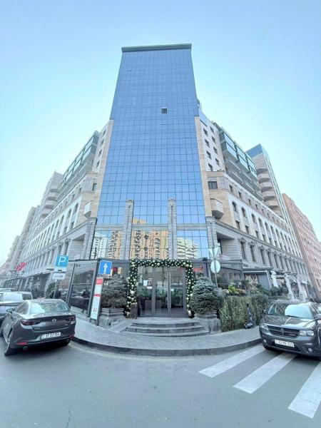 Republic square LUXURY with balcony, Rezervovat  Jerevan hotely s parkováním, Parkování