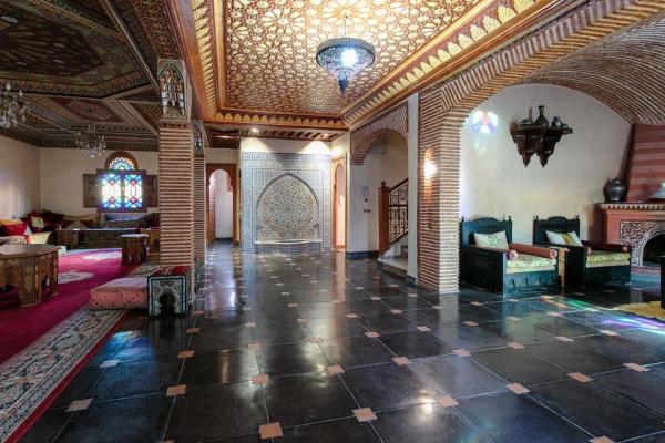Villa MARRAKCHIA 5-suite, pool, between city and Palmeraie, Rezervovat  Marrakech-Tensift-Haouz hotely s bazénem, Bazén