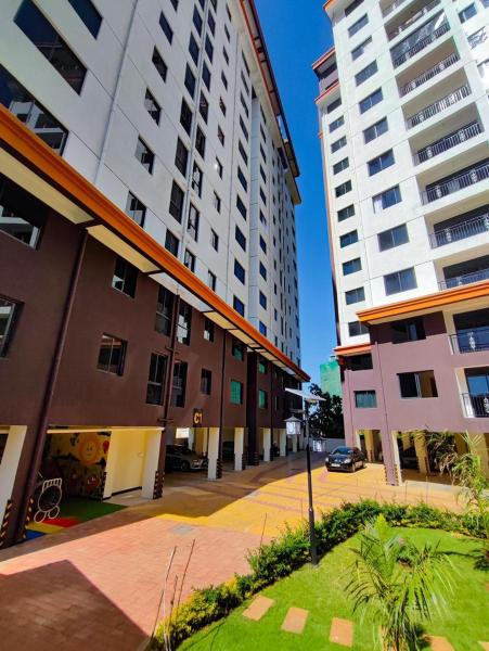 serene stays apartment with fully equipped gym , heated swimming pool ,private parking space and amazing scenic views, Rezervovat Apartmán Nairobi Nairobi