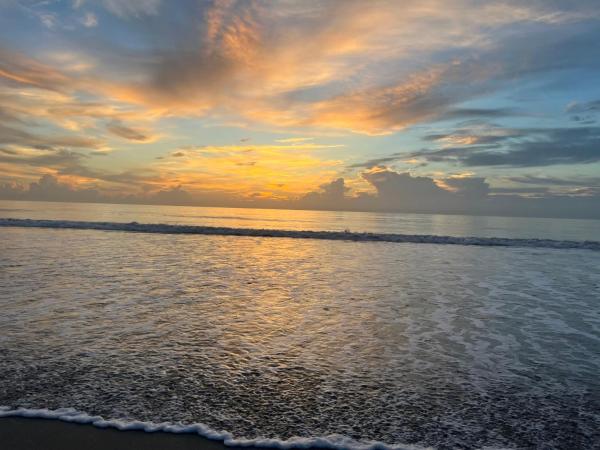 Sweets3 Inc at Sandpiper Towers, Rezervovat  Satellite Beach Space Coast