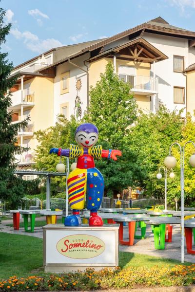 Baby- und Kinderhotel Sonnelino, Rezervovat Hotel Carinthia hotely s bazénem, Bazén