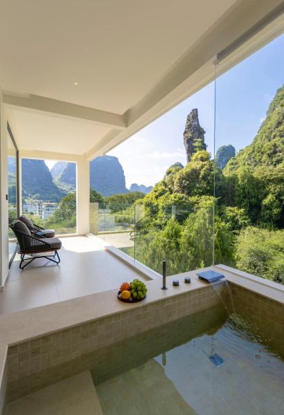 Yangshuo Xishan Resort, Rezervovat  Jang-šuo Guangxi