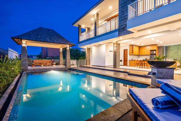 Palora Villa Uluwatu, Rezervovat  Bali hotely s bazénem, Bazén