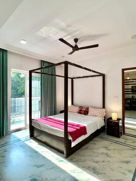 Riverfront Monkstay Apartments, Goa, Rezervovat Apartmán Siolim 
