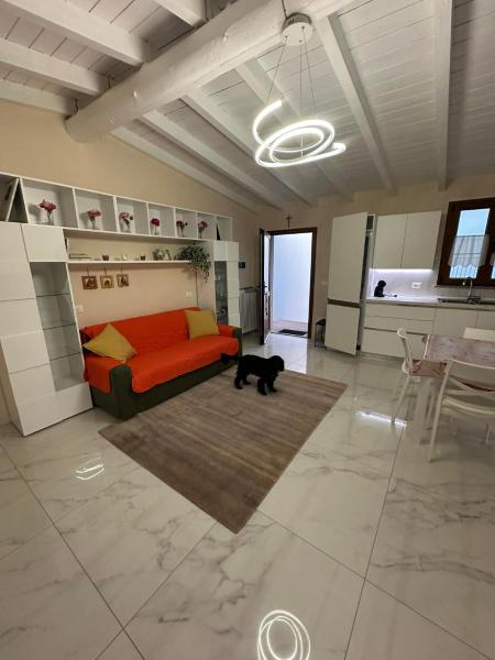 Casa Vacanze Il Glicine, Rezervovat  Castana Lombardie