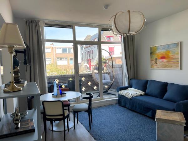 Strandhuis Scheveningen - Studio Apartments, Rezervovat Apartmán Hotely v Zuid-Holland s parkováním, Parkování