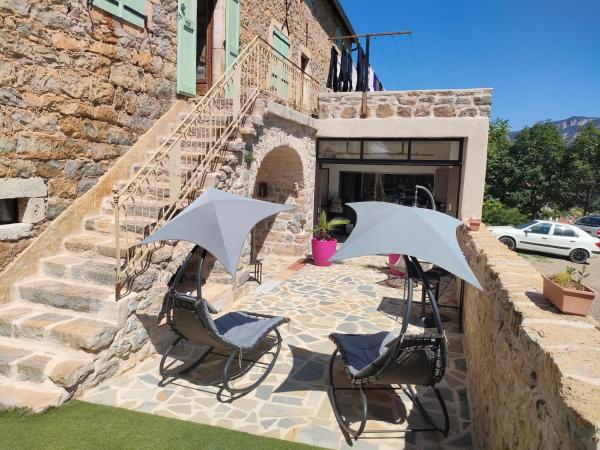 lesoleilo, Rezervovat  Aveyron hotely s parkováním, Parkování