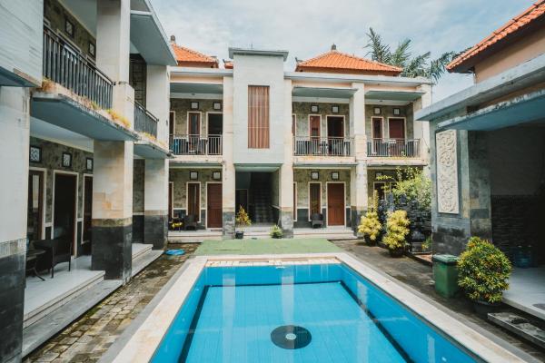 Santhi Graha Guest House, Rezervovat  Badung hotely s bazénem, Bazén
