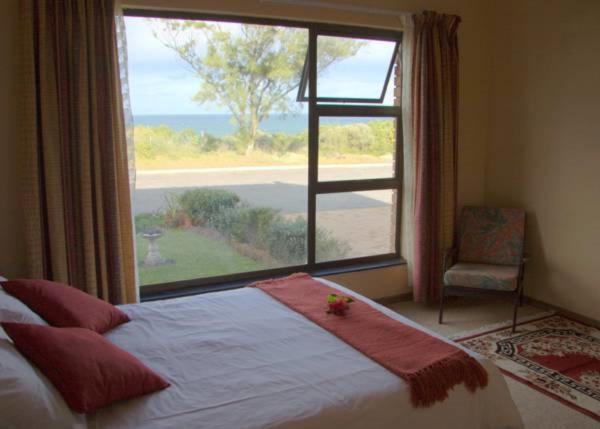 Dolphins View Self Catering Guesthouse, Rezervovat Penzión Wilderness George