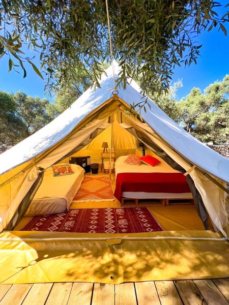 Ruina Glamping