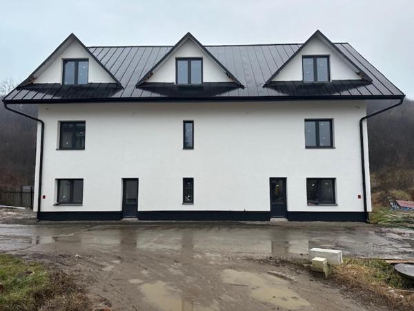 Hospodársky dvor, Rezervovat  Lukačovce Prešovský kraj